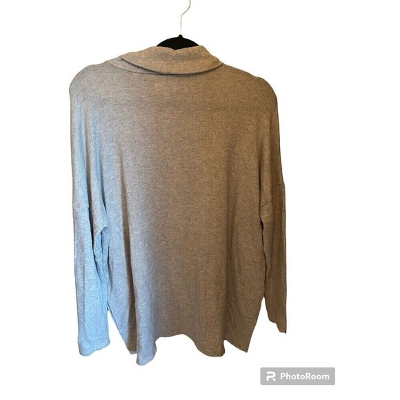 Lucky Brand Gray Turtle Nack Long Sleeve Top. Sz.M - Picture 2 of 5